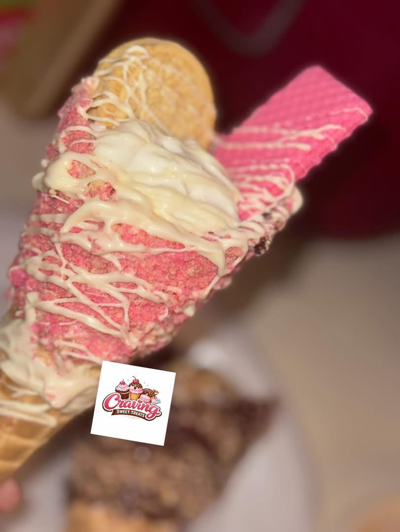 CHEESECAKE WAFFLE CONES